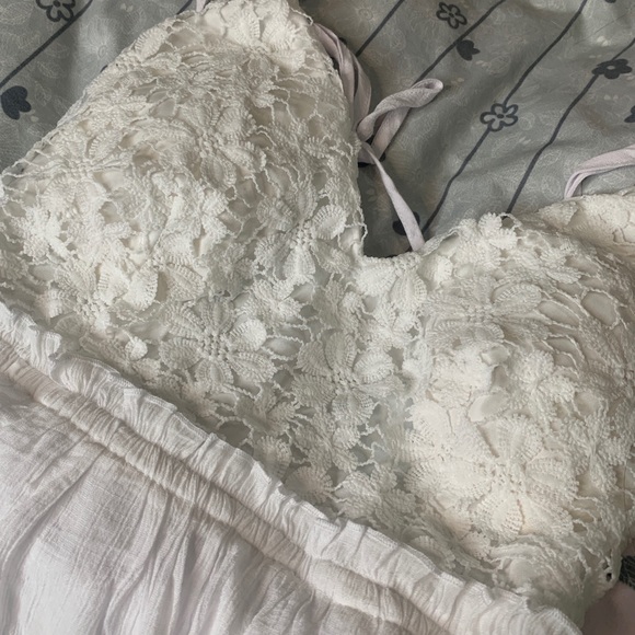 Siren White Dress - Picture 2 of 5